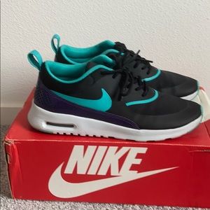 Women’s Nike Air Max Thea PRM. Good condition.